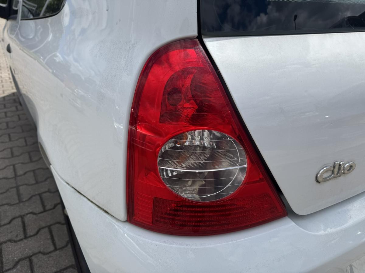 Renault Clio 2 original R&uuml;cklicht R&uuml;ckleuchte schlussleuchte links Facelift Bj.2009